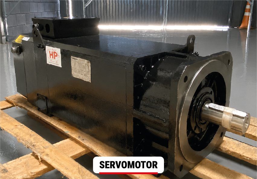 Servomotor industrial de grande porte após recuperação